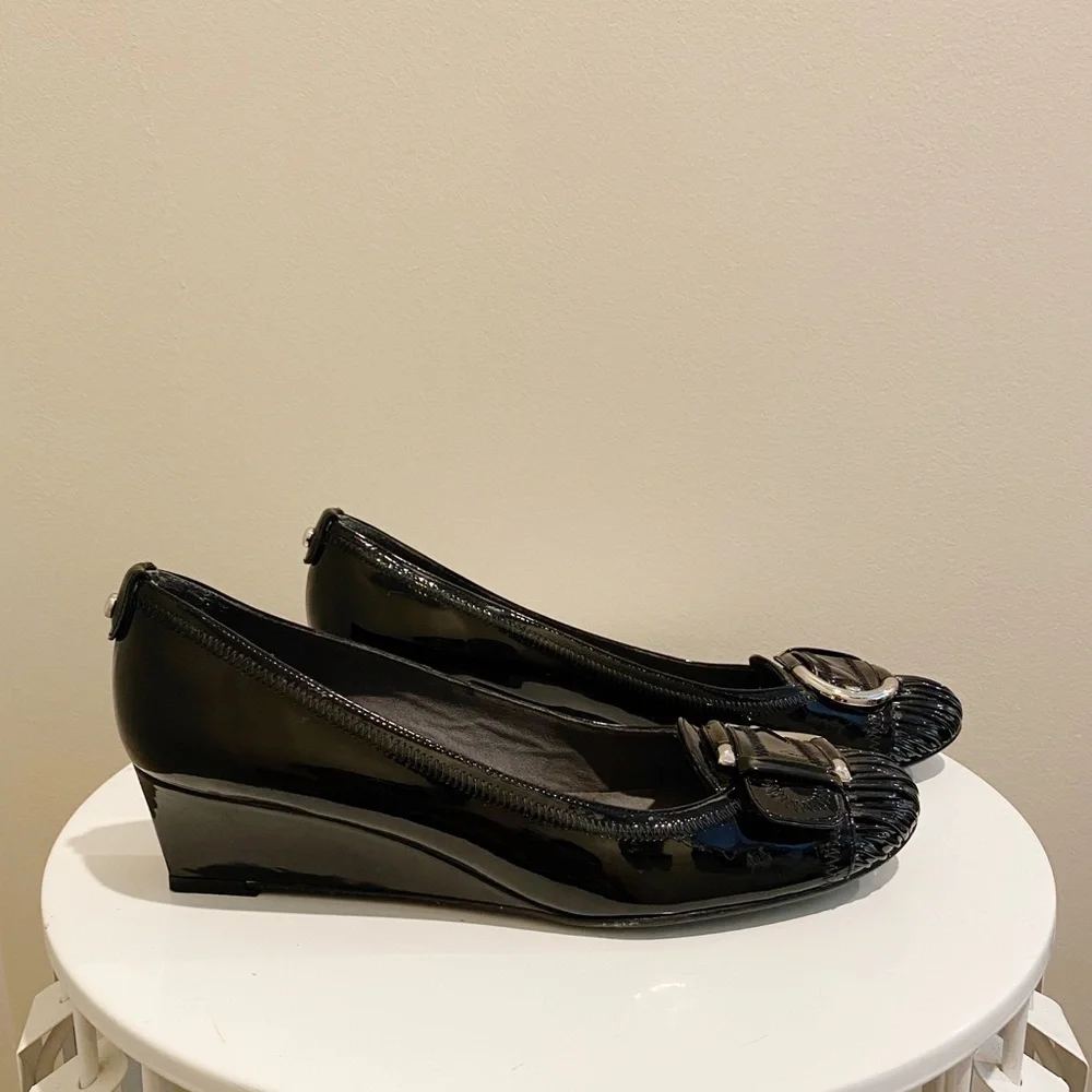 Stuart Weitzman Black Patent Buckle Wedge‎ Heels 9
